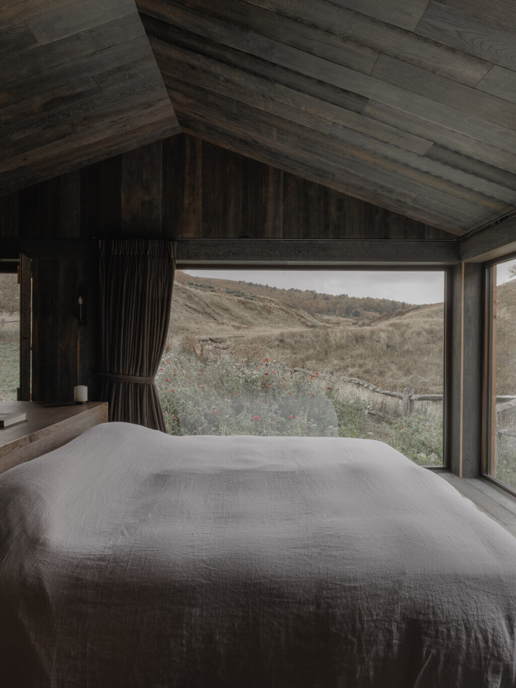 Gairnshiel, Laggan Cottage, Panoramic Bedroom, Luxury holiday retreat in the Highlands, Scotland