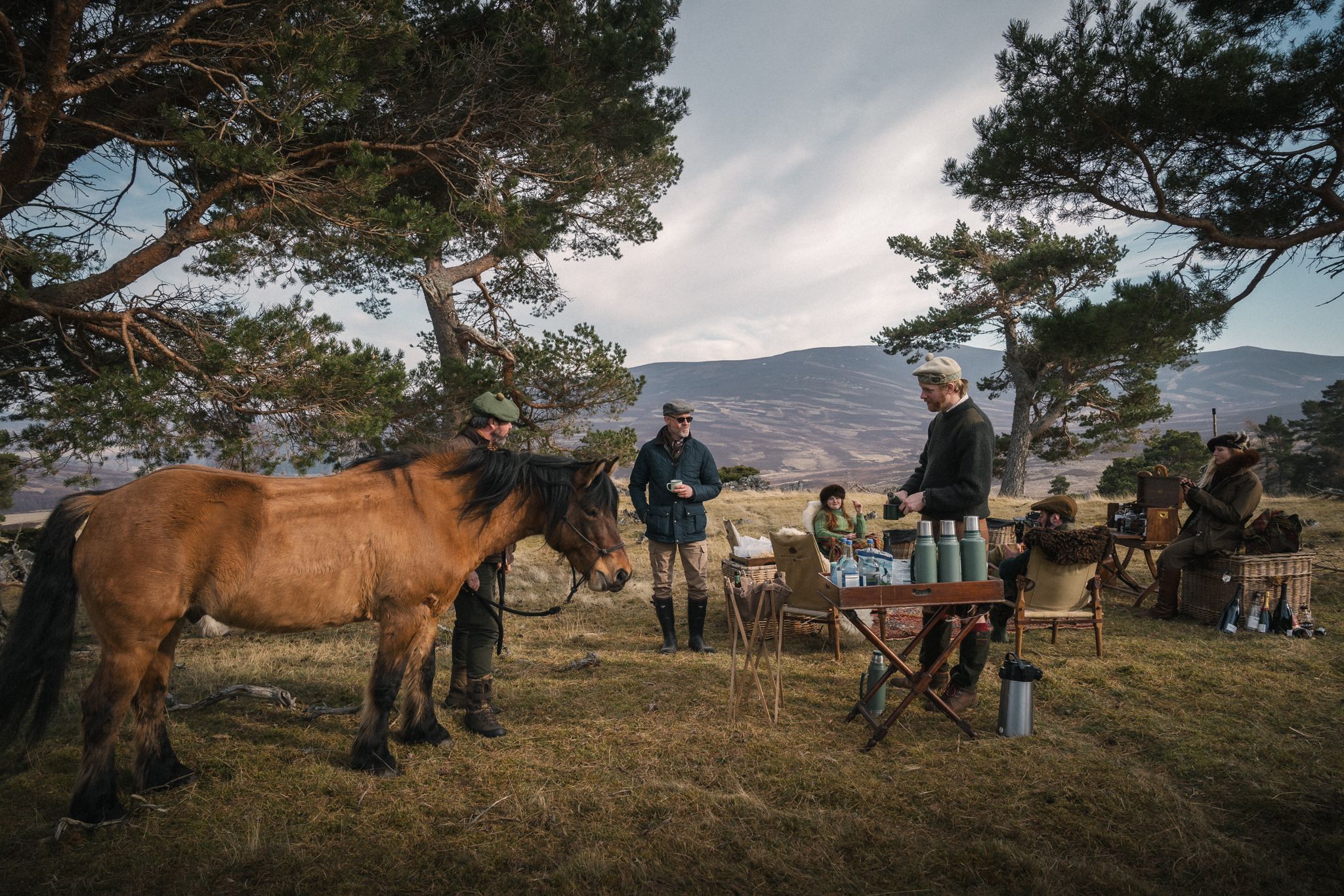 Poney Picnic at Gairnshiel, Luxury Highland Retreat in Scotland, Luxury Experience